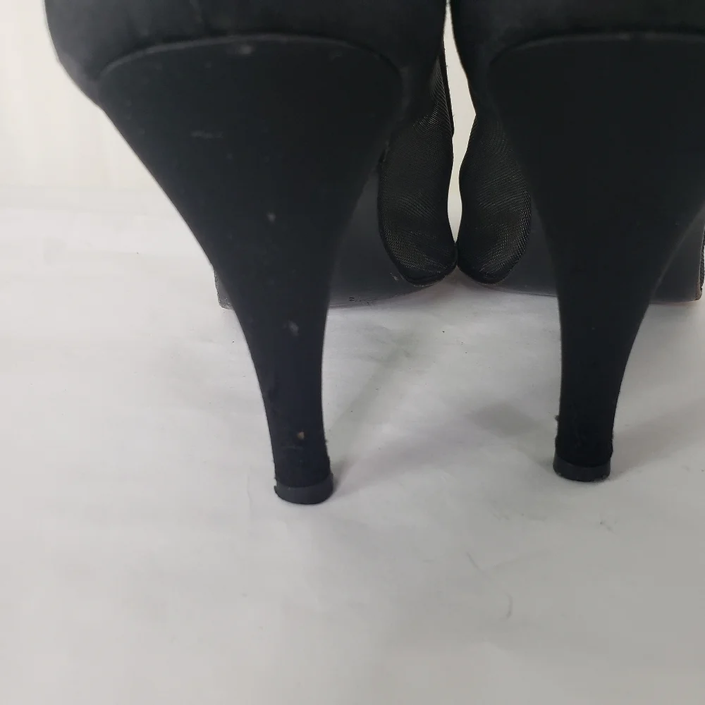 Vintage Stuart Weitzman for Mr. Seymour black satin mesh beaded pumps 8.5